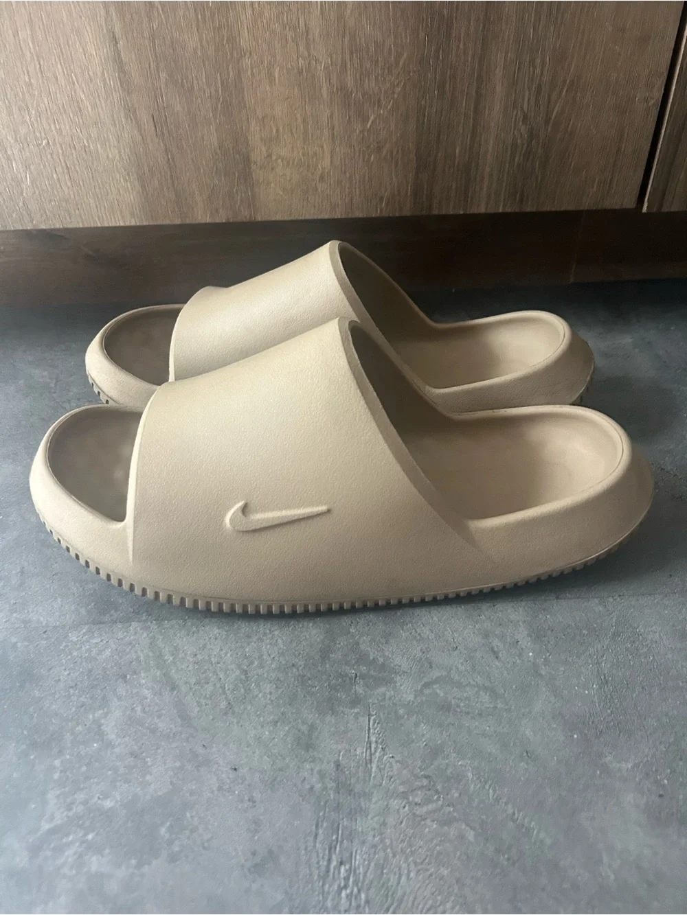 Nike calm slides